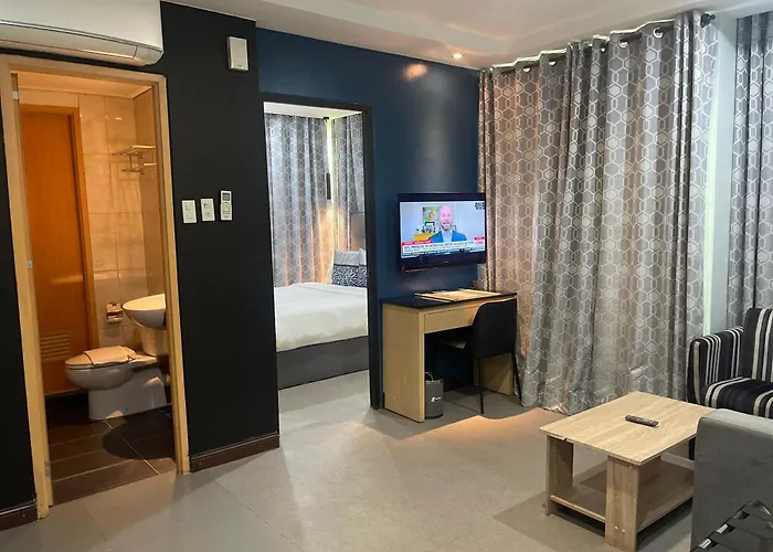 One-Bedroom King Suite